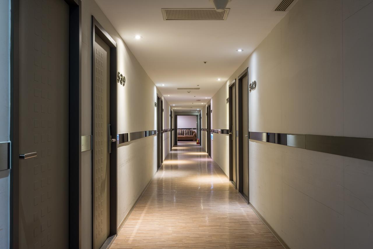 Urbanone Hotel Taipei Exterior photo